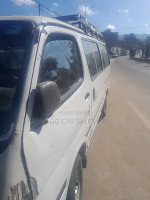 Toyota HiAce 1997 White