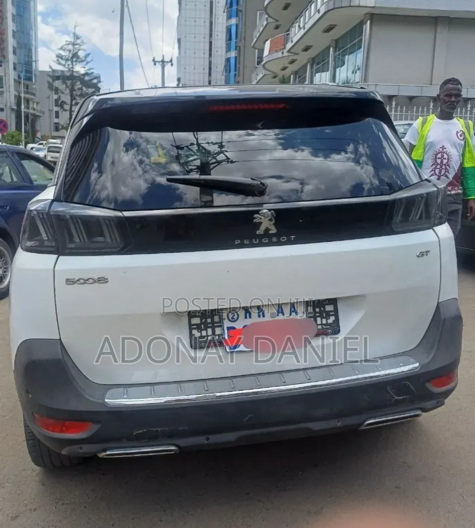 Peugeot 5008 1.2 PureTech 130 GT Line 2021 White