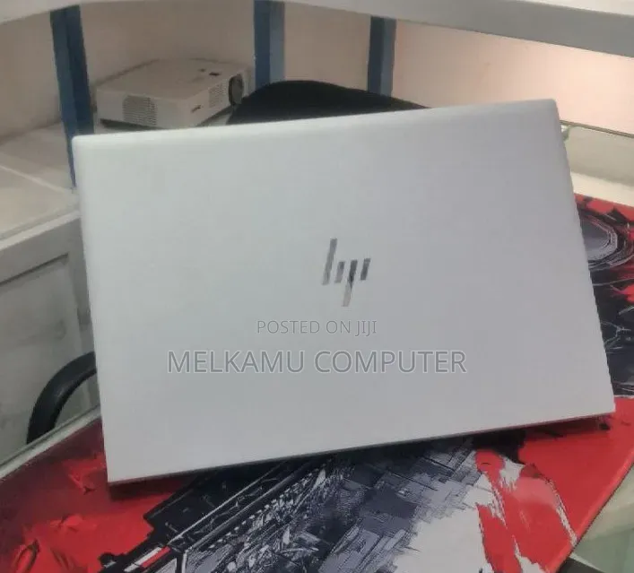 New Laptop HP EliteBook 840 G8 16GB Intel Core i5 SSD 512GB