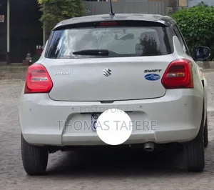 Suzuki Swift 2021 White