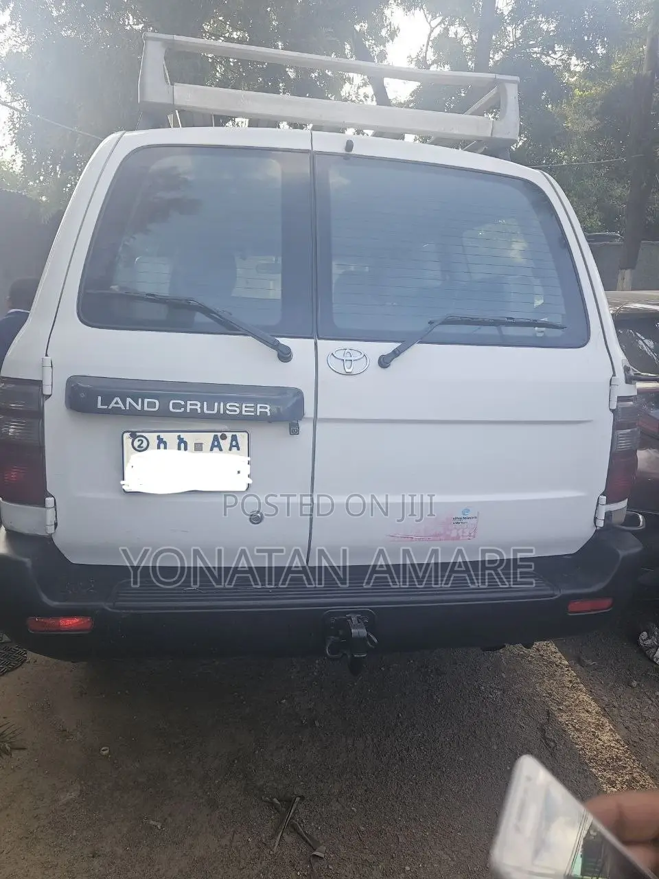 Toyota Land Cruiser 2004 White