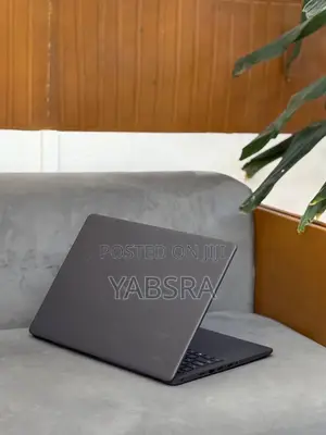 New Laptop Dell Inspiron 14 3493 4GB Intel Pentium HDD 256GB