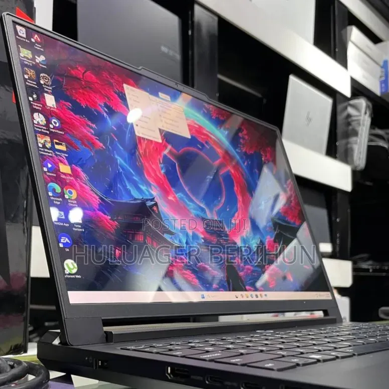 New Laptop Lenovo Legion Pro 7 64GB Intel Core i7 SSD 2T