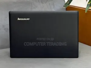 Laptop Lenovo 4GB Intel Xeon HDD 500GB