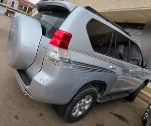 Toyota Land Cruiser Prado 2014 Silver