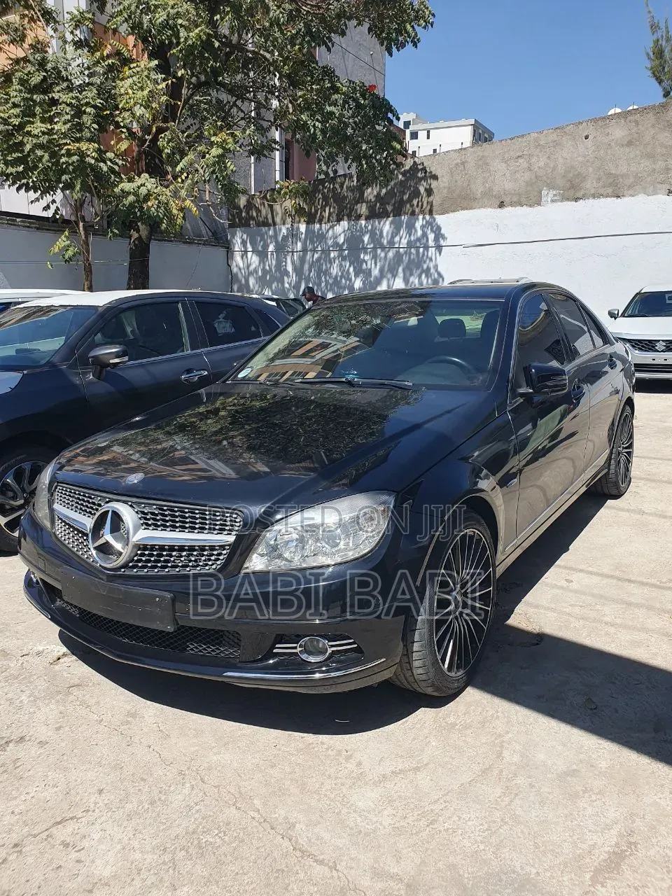 Mercedes-Benz C180 2010 Black
