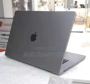 New Laptop Apple MacBook Pro 2021 M1 Max 64GB Apple M1 Max SSD 1T