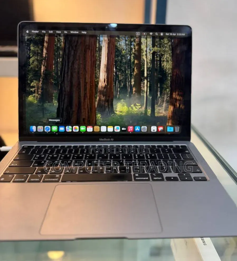 New Laptop Apple MacBook Air 2020 M1 16GB Apple M1 SSD 256GB