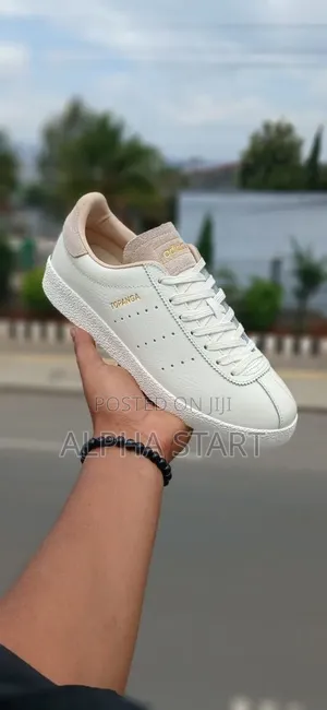 Adidas Topanga. High Master Quality Flat Shoes Made in Vietnam