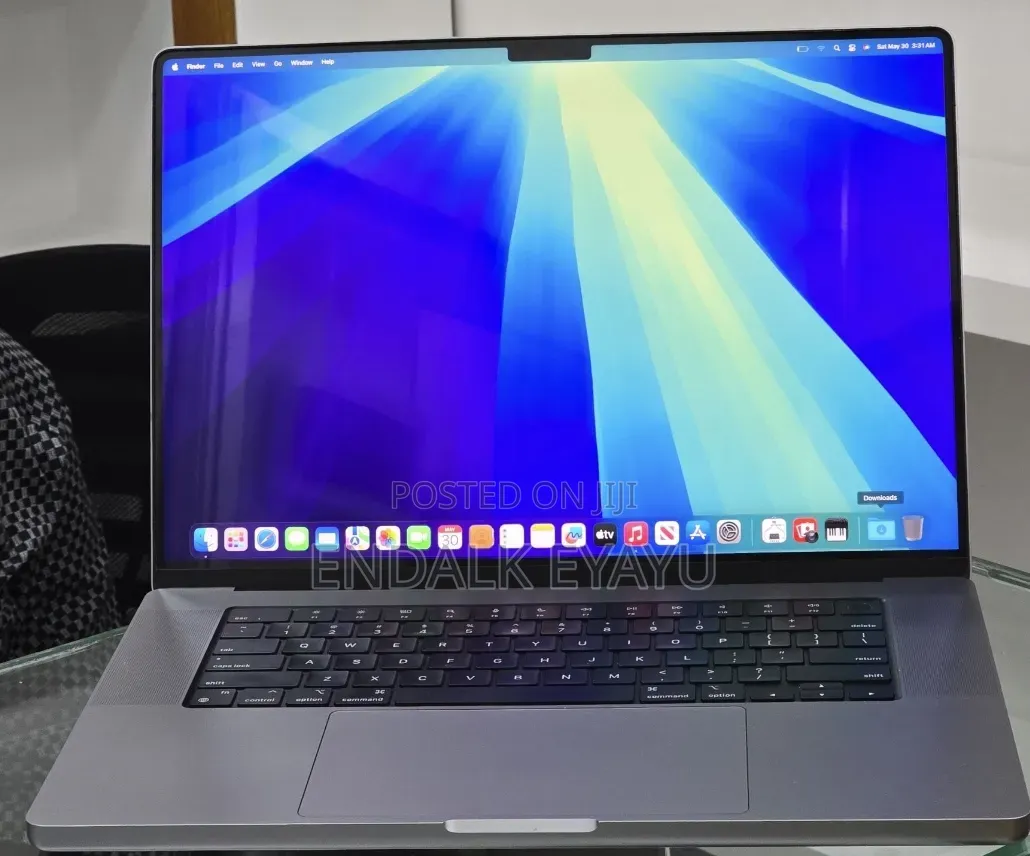 New Laptop Apple MacBook Pro 2021 M1 Max 32GB Apple M1 Max SSD 512GB