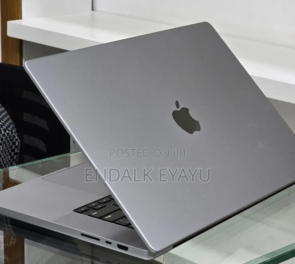 New Laptop Apple MacBook Pro 2021 M1 Max 32GB Apple M1 Max SSD 512GB