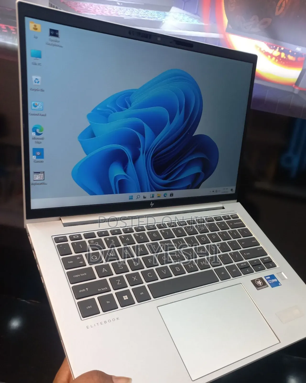 New Laptop HP EliteBook 840 G9 16GB Intel Core i5 SSD 512GB