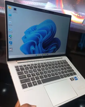 New Laptop HP EliteBook 840 G9 16GB Intel Core i5 SSD 512GB