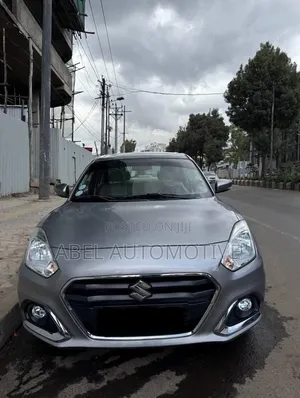 Suzuki Dzire 2022 Silver