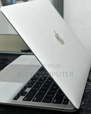 New Laptop Apple MacBook Air 2020 M1 16GB Apple M1 SSD 512GB
