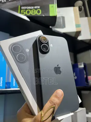 New Apple iPhone 17 256 GB Black