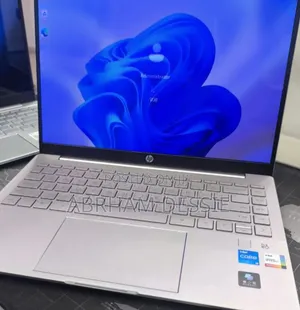 New Laptop HP 16GB Intel Core i5 SSD 512GB