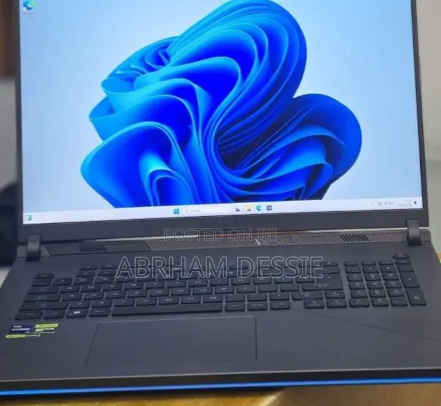 New Laptop Asus 32GB Intel Core i9 SSD 2T