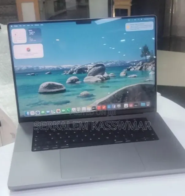 New Laptop Apple MacBook Pro 2021 M1 Max 64GB Apple M1 SSD 1T