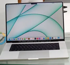 New Laptop Apple MacBook Pro 2015 16GB Intel Core i7 SSD 512GB