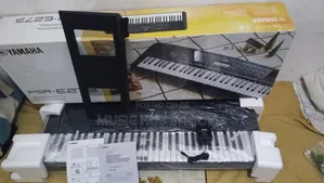 Yamaha PSR E-273 Keyboard