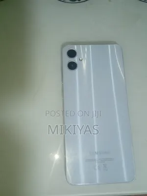 Samsung Galaxy A05 128 GB Silver