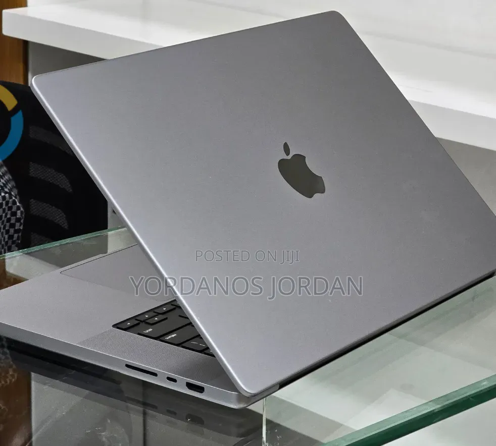 New Laptop Apple MacBook Pro 2021 M1 Max 32GB Apple M1 Max SSD 512GB