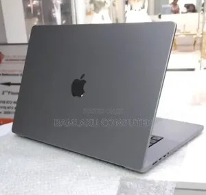 New Laptop Apple MacBook Pro 2021 M1 Max 64GB Apple M1 Max SSD 1T