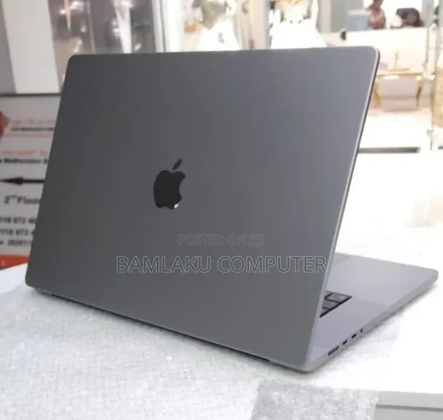 New Laptop Apple MacBook Pro 2021 M1 Max 64GB Apple M1 Max SSD 1T