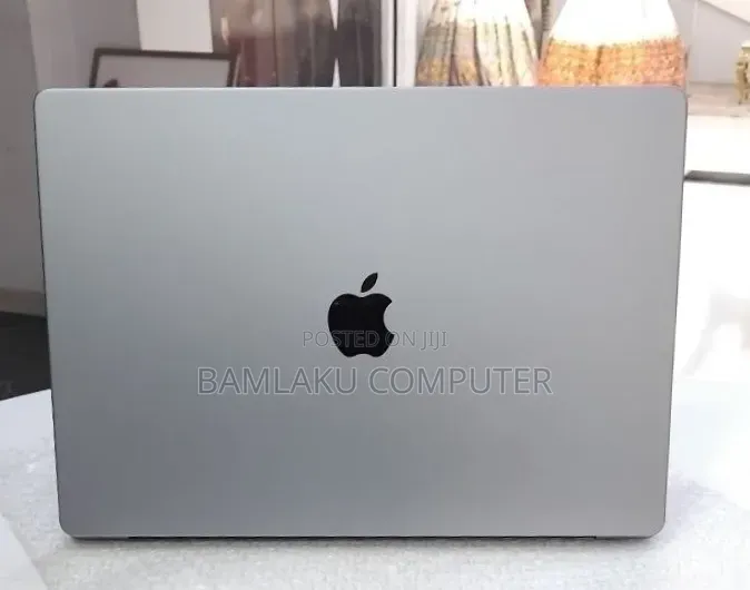 New Laptop Apple MacBook Pro 2021 M1 Max 64GB Apple M1 Max SSD 1T