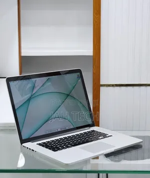 New Laptop Apple MacBook Pro 2015 16GB Intel Core i7 SSD 512GB
