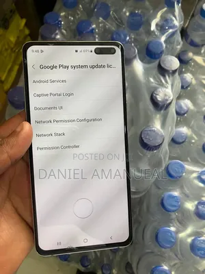 New Samsung Galaxy S10 5G 256 GB Gold
