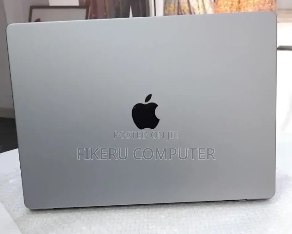 New Laptop Apple MacBook Pro 2021 M1 Max 64GB Apple M1 Pro SSD 1T
