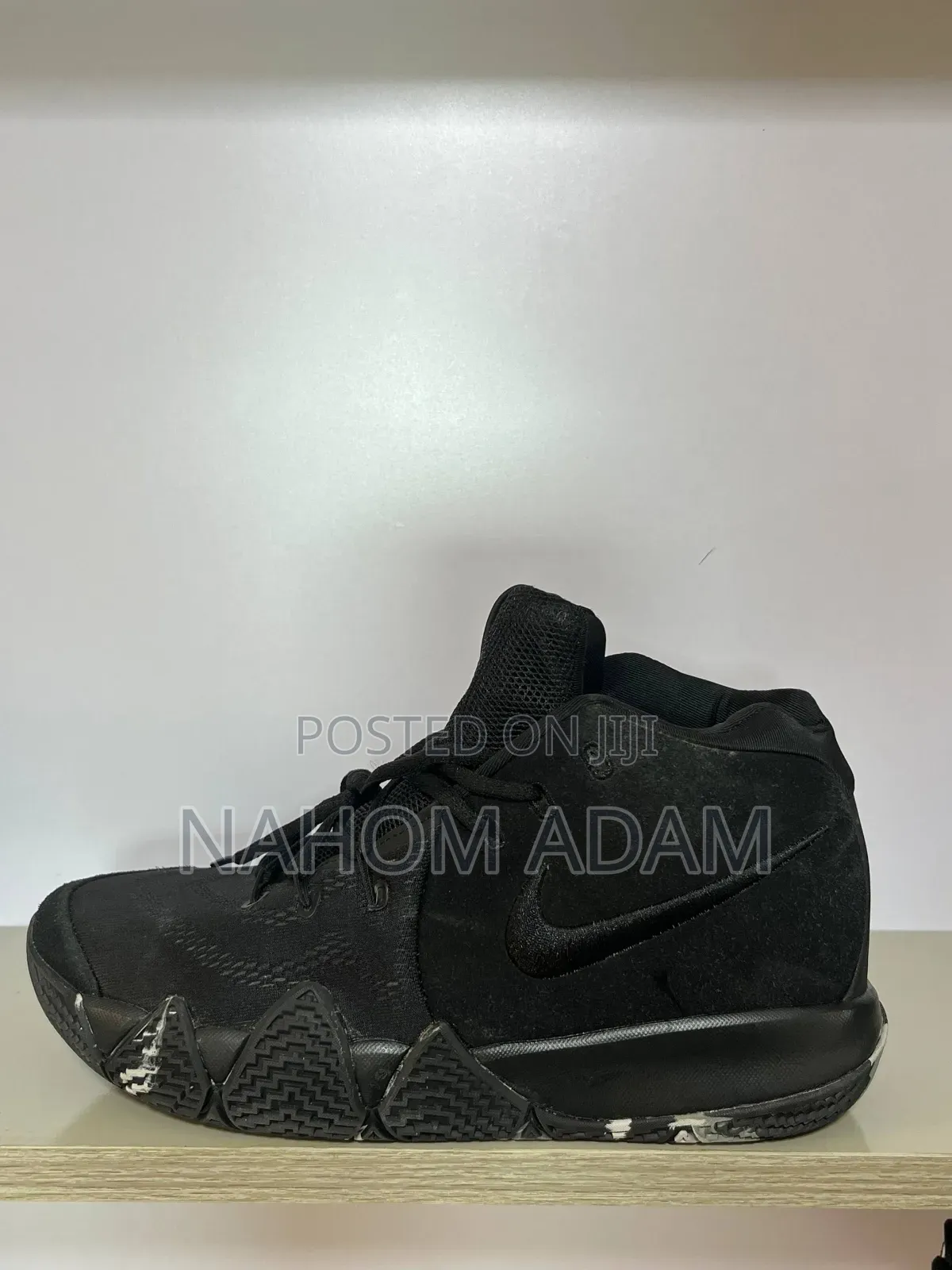 Kyrie 4 Basketball Shoes