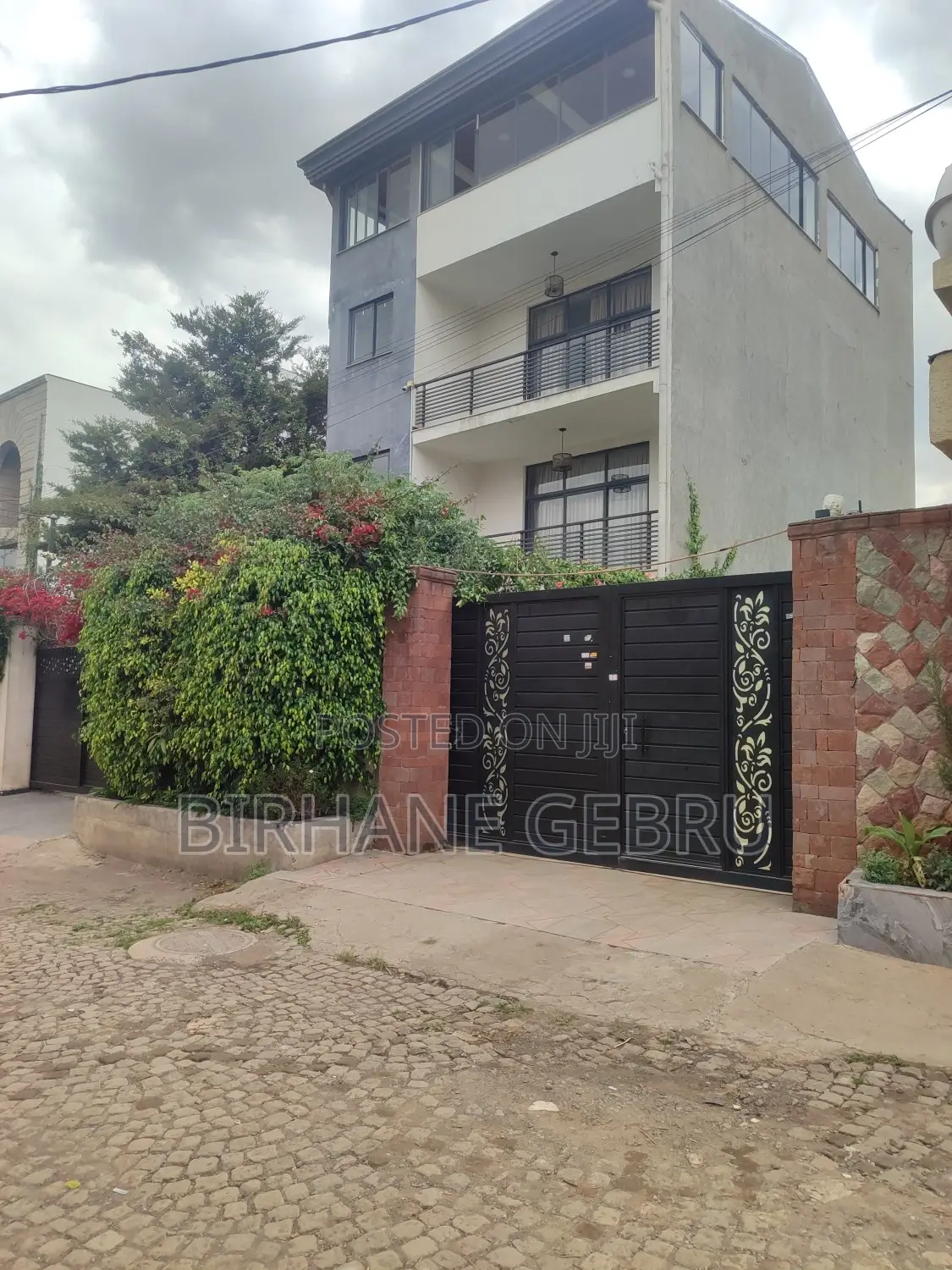 7bdrm House in G+2 House, Bole for rent