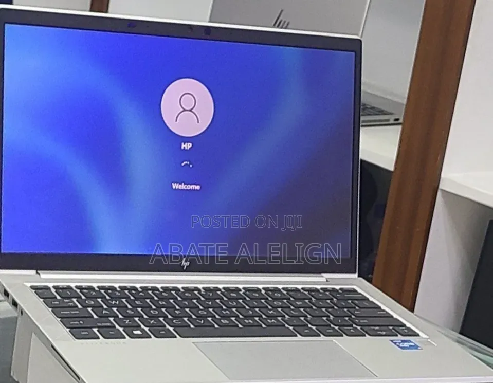 New Laptop HP EliteBook 840 G8 16GB Intel Core i7 SSD 512GB