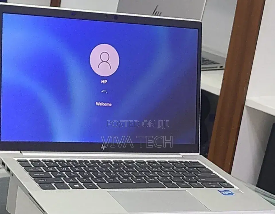 New Laptop HP EliteBook 840 G8 16GB Intel Core i7 SSD 512GB