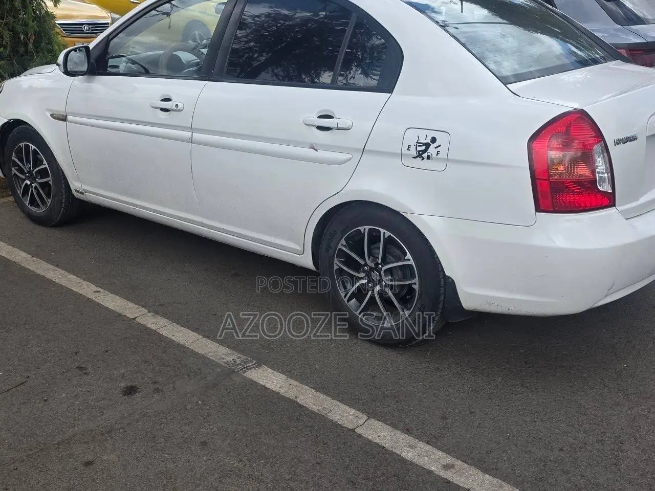 Hyundai Accent 2010 White