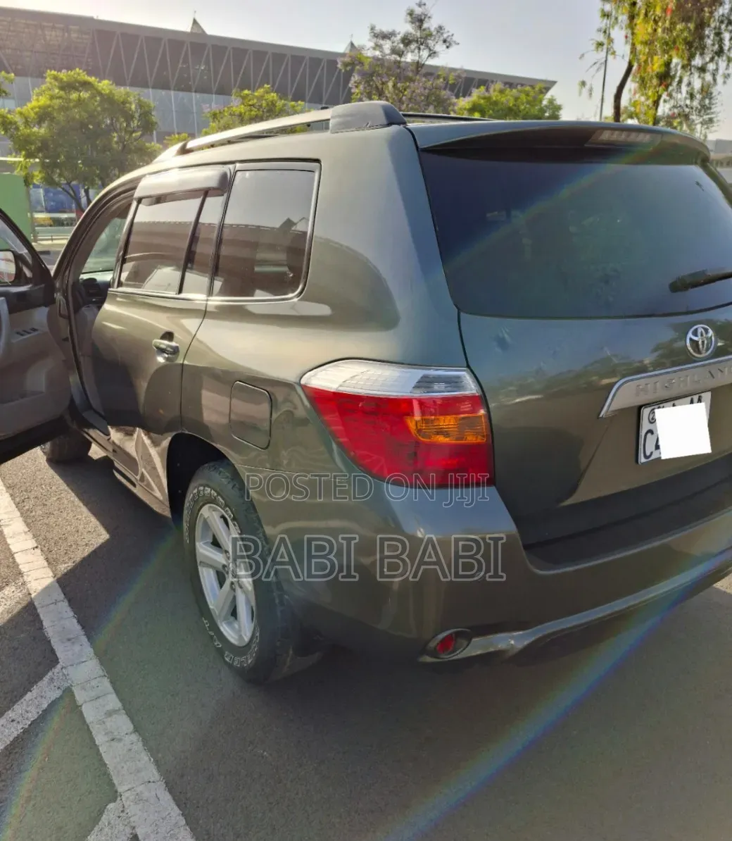 Toyota Highlander 2008 Gray