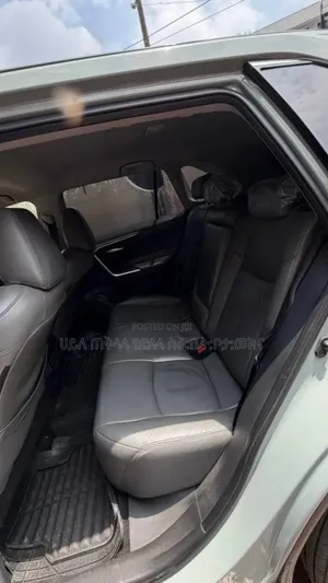 Toyota RAV4 2020 Teal