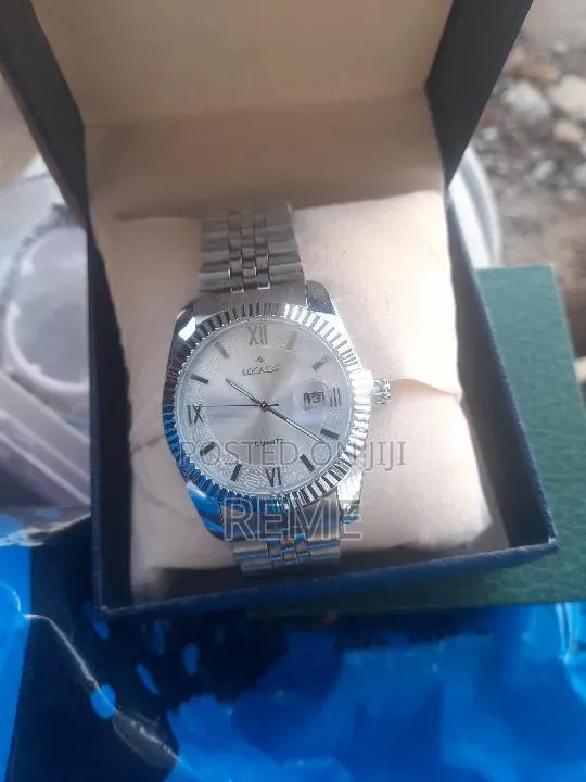 Brand Watches for Brand Users Inlower Price
