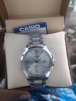 Brand Watches for Brand Users Inlower Price