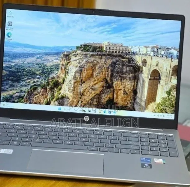 New Laptop HP Stream Notebook 16GB Intel Core i7 SSD 1T
