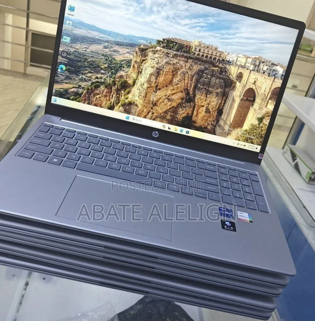 New Laptop HP Stream Notebook 16GB Intel Core i5 SSD 1T