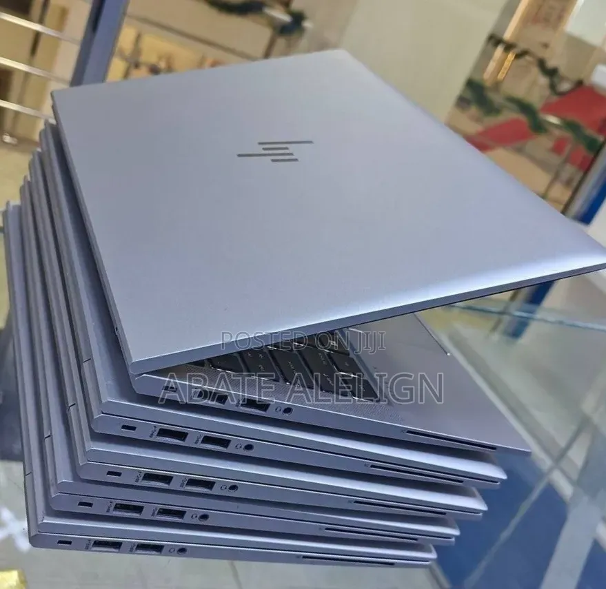 New Laptop HP EliteBook 845 G8 16GB AMD Ryzen 5 SSD 512GB
