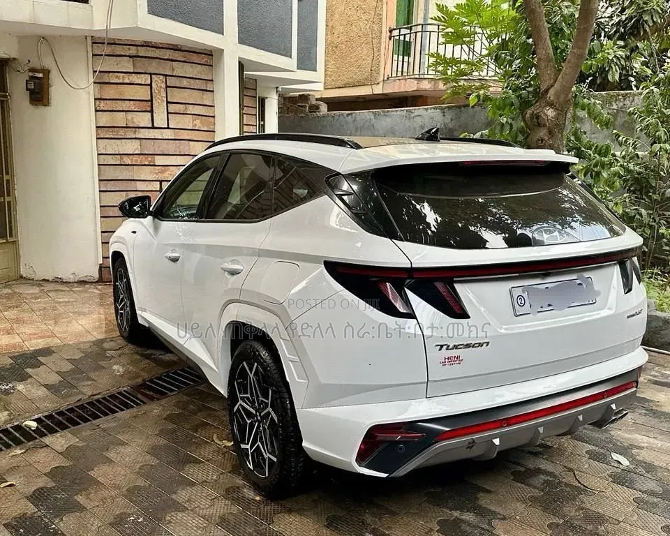 Hyundai Tucson 2022 Off white