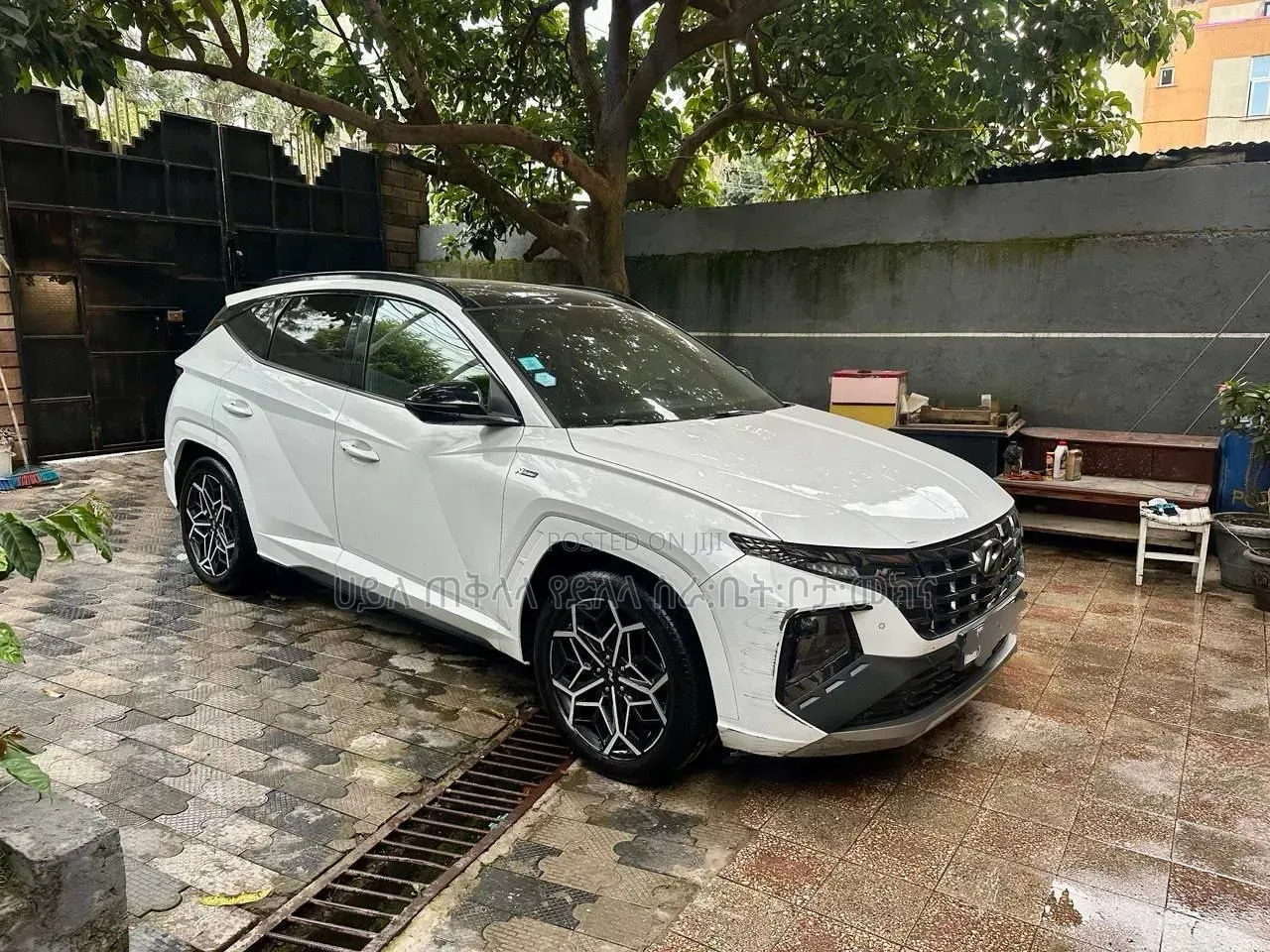 Hyundai Tucson 2022 Off white