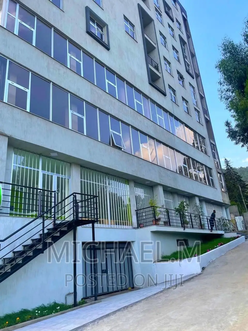 Furnished 3bdrm Apartment in Elmak Realestate, Yeka for sale