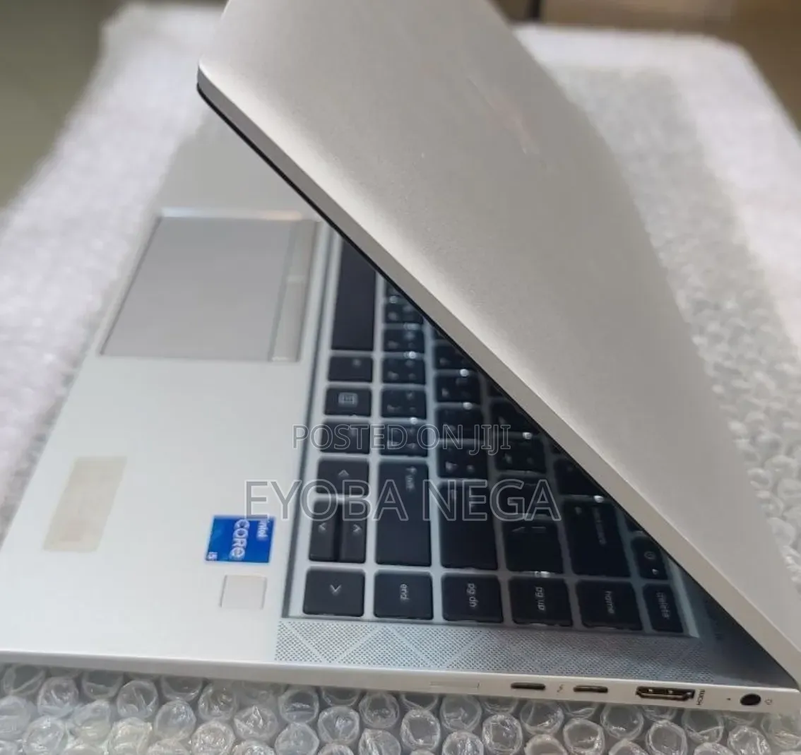 New Laptop HP EliteBook 840 G8 16GB Intel Core i5 SSD 512GB
