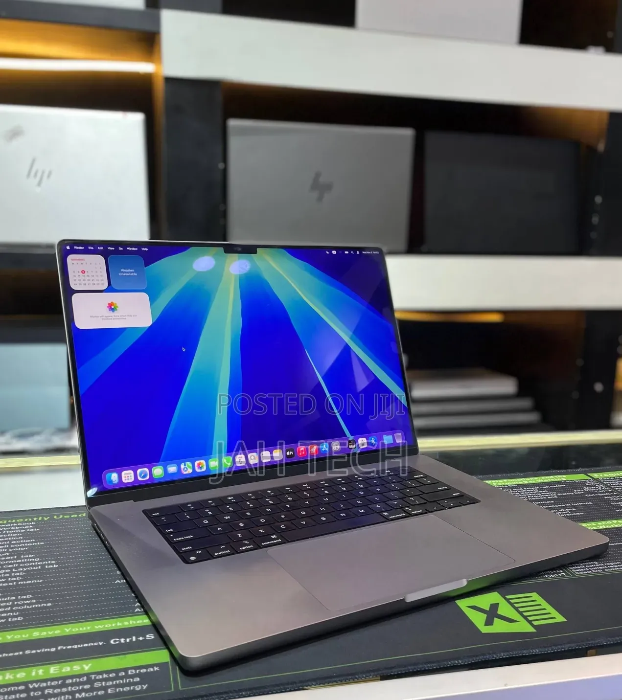 New Laptop Apple MacBook Pro 2021 M1 Max 64GB Apple M1 Max SSD 1T